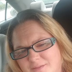 Meet your Posher, Kelli